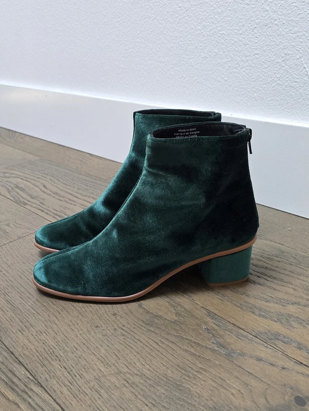 Anthropologie Samara Velvet Block Heel Ankle Boots in Emerald Green